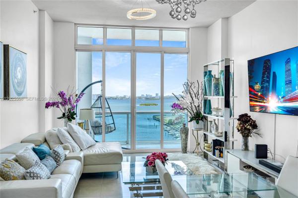 360, 7900 Harbor Island Dr #PH-14, North Bay Village, Florida 33141, image 1