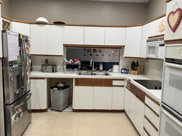 Montego Bay, 21705 SW 99th Ave, Cutler Bay, Florida 33190, image 3