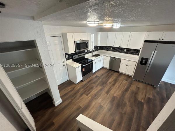 1450 NE 151st St #101, Unincorporated Dade County, Florida 33161, image 2