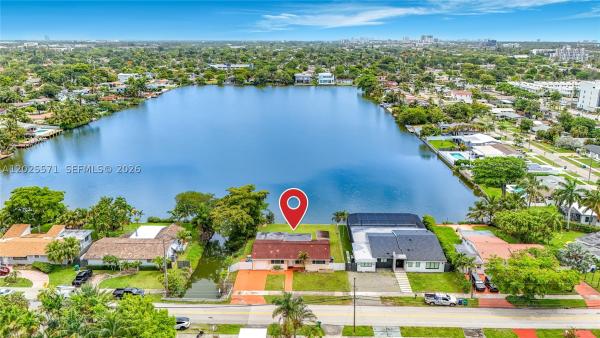 2501 NE 209th Ter, Unincorporated Dade County, Florida 33180, image 1