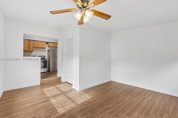1045 NW 115th St, Unincorporated Dade County, Florida 33168, image 2