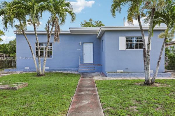 1045 NW 115th St, Unincorporated Dade County, Florida 33168, image 1