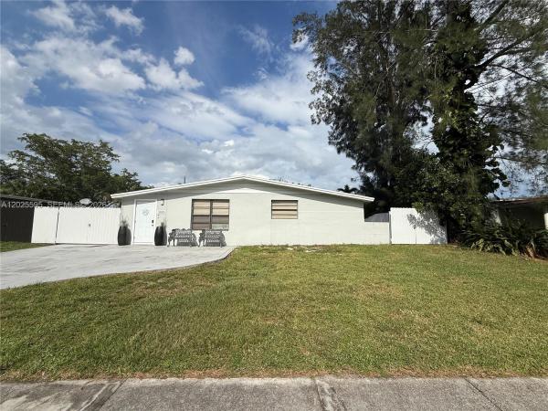 Playland Village, 3900 SW 60th Ave, Davie, Florida 33314, image 1