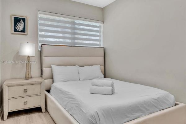 Bay Harbor Islands Residential, 10004 E Bay Harbor Dr #11, Bay Harbor Islands, Florida 33154, image 1