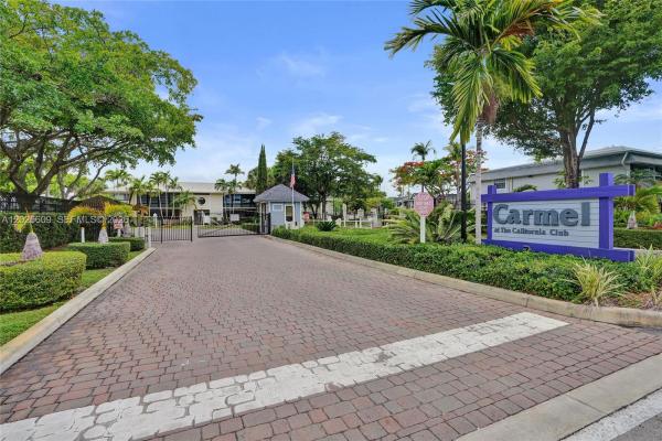 927 NE 199th St #103, Miami, Florida 33179, image 1