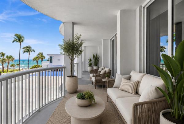 The Carriage House, 5401 Collins Ave #107, Miami Beach, Florida 33140, image 1