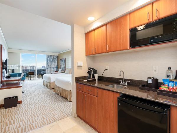 Trump International Beach Resort, 18001 Collins Ave #2118, Sunny Isles Beach, Florida 33160, image 2