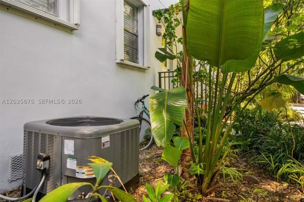 5605 SW 80th St #10D, Unincorporated Dade County, Florida 33143, image 2