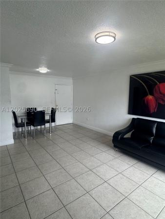 7235 SW 94th Pl #J-6, Unincorporated Dade County, Florida 33173, image 2