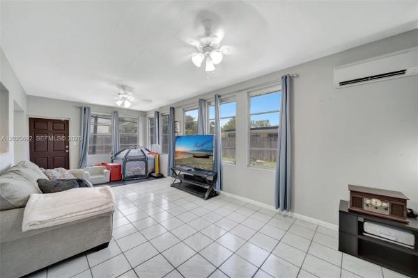 Oakland Hills, 5380 SW 11th St, Margate, Florida 33068, image 2