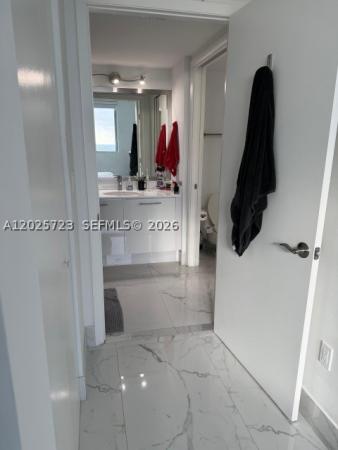 Mint At Riverfront, 92 SW 3rd St #2109, Miami, Florida 33130, image 3