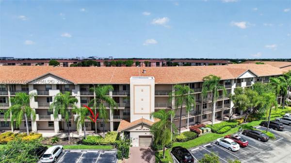 Plymouth At Century Village, 650 SW 138th Ave #105J, Pembroke Pines, Florida 33027, image 2