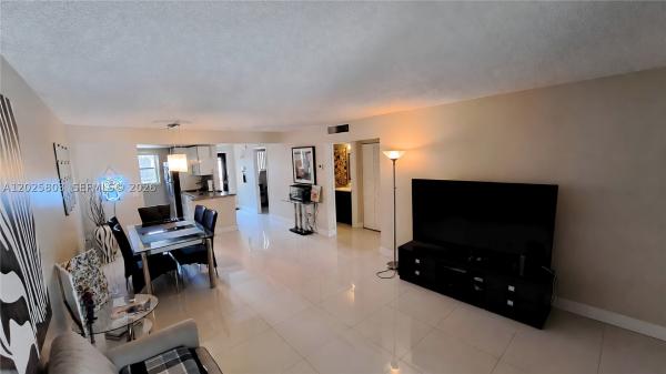 Le Cartier, 201 178th Dr #209, Sunny Isles Beach, Florida 33160, image 3