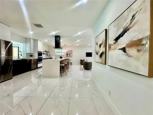 Hollywood Homesites High School, 1446 Scott St, Hollywood, Florida 33020, image 2