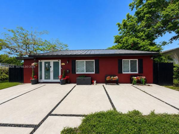 Hollywood Little Ranches, 2716 Polk St, Hollywood, Florida 33020, image 1