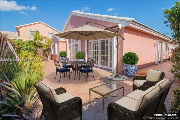 8224 SW 157th Ct, Unincorporated Dade County, Florida 33193, image 1