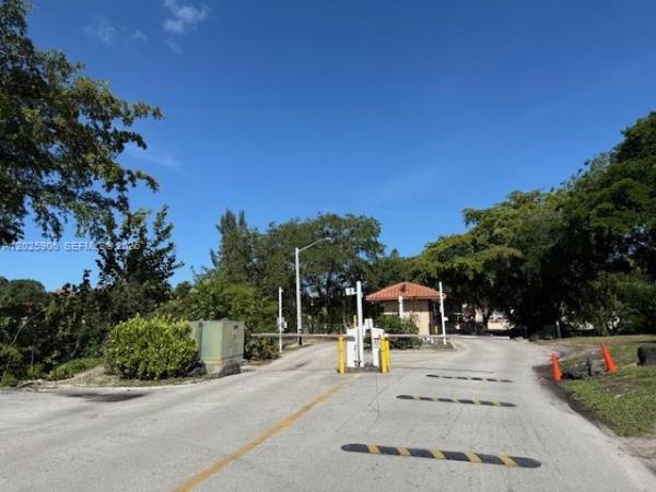 The Falls Of Inverrary, 6101 N Falls Circle Dr #312, Lauderhill, Florida 33319, image 1