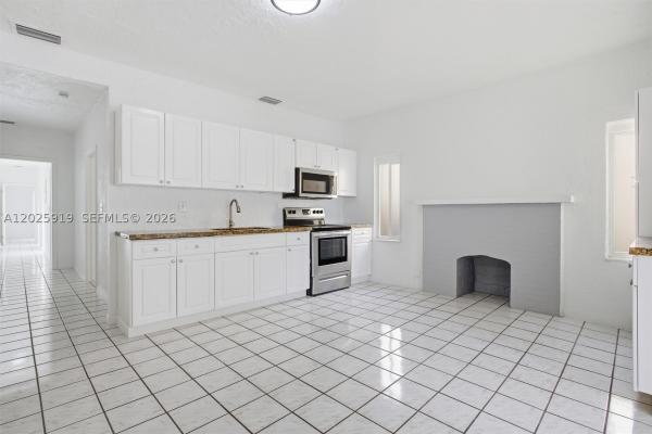 Durniers, 1743 SW 17th St #1, Miami, Florida 33145, image 2