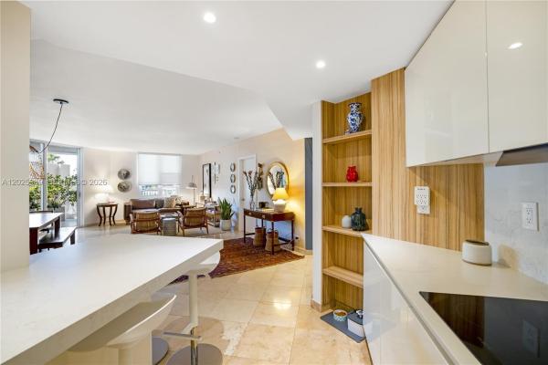 Courvoisier Courts, 701 Brickell Key Blvd #512, Miami, Florida 33131, image 1
