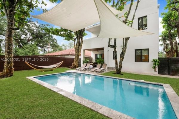 De Hedouvilles, 3379 William Ave, Miami, Florida 33133, image 2