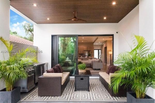 De Hedouvilles, 3379 William Ave, Miami, Florida 33133, image 3