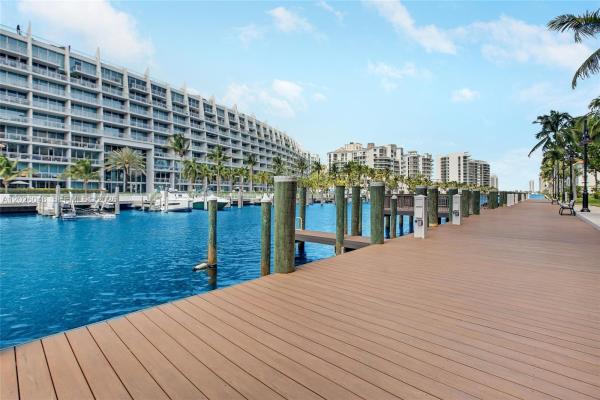 Alaqua, 3001 NE 185th St #610, Aventura, Florida 33180, image 1