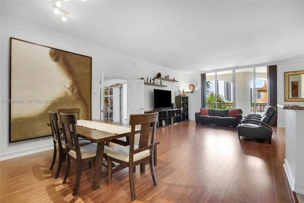 Alaqua, 3001 NE 185th St #610, Aventura, Florida 33180, image 2