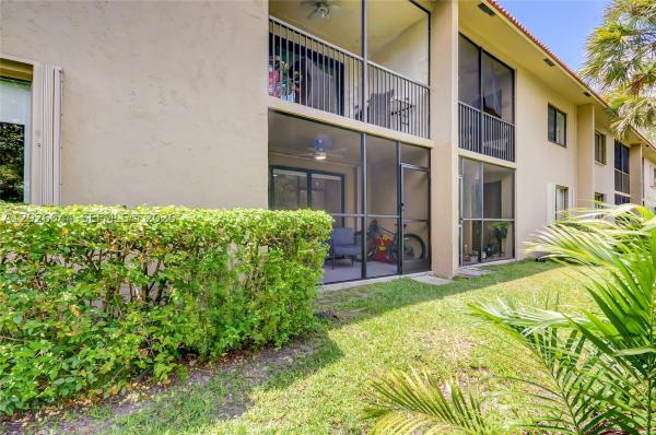 Racquet Club At Bonaventure, 302 Lakeview Dr #105, Weston, Florida 33326, image 3