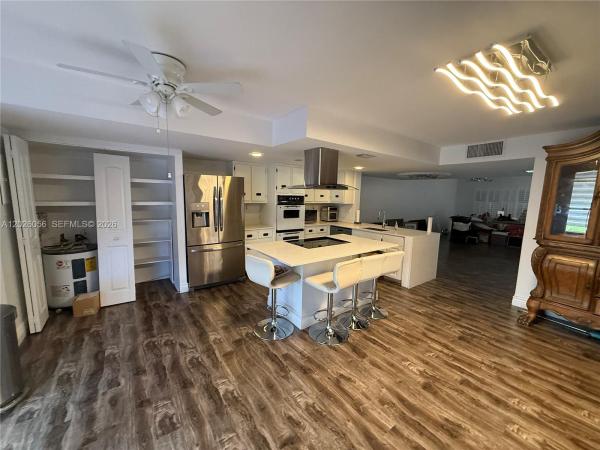 Venetian Park East, 2606 NE 10th St, Hallandale Beach, Florida 33009, image 1