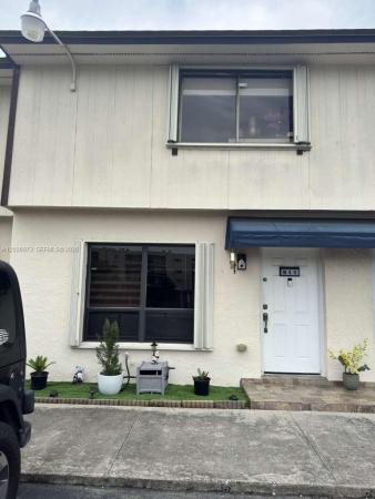 8430 NW 8th St #B-11, Unincorporated Dade County, Florida 33126, image 1