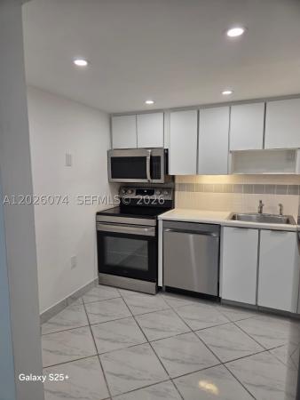 Woodside, 16851 NE 23rd Ave #B601, North Miami Beach, Florida 33160, image 2