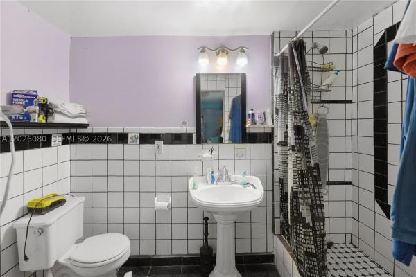 Floral Heights, 1975 SW 41st Ave, Fort Lauderdale, Florida 33312, image 2
