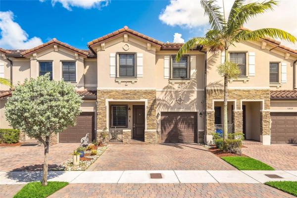 11464 SW 252nd Ter, Unincorporated Dade County, Florida 33032, image 1