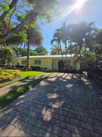 8040 SW 63rd Pl, Unincorporated Dade County, Florida 33143, image 1