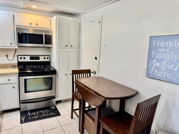 Arlen House Central, 300 Bayview Dr #1903, Sunny Isles Beach, Florida 33160, image 2