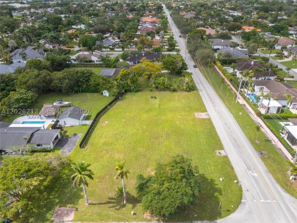 13600 SW 107th Ave, Unincorporated Dade County, Florida 33176, image 2