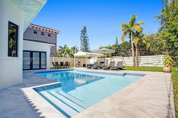 Hollywood Lakes, 1355 Madison St, Hollywood, Florida 33019, image 1