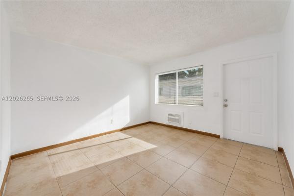 932 Moffett St #6, Hallandale Beach, Florida 33009, image 2
