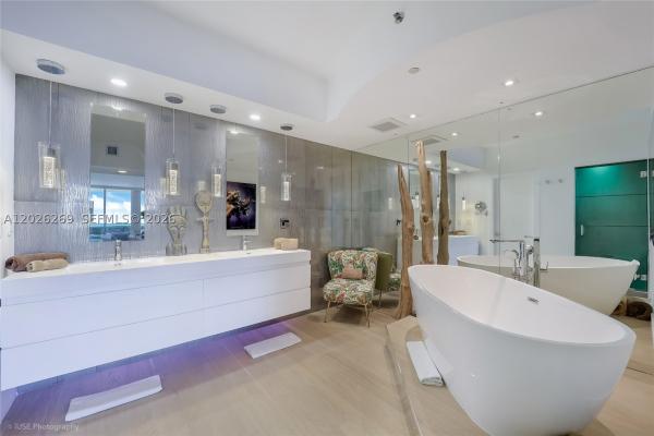 Murano Grande At Portofino, 400 Alton Rd #1506, Miami Beach, Florida 33139, image 2