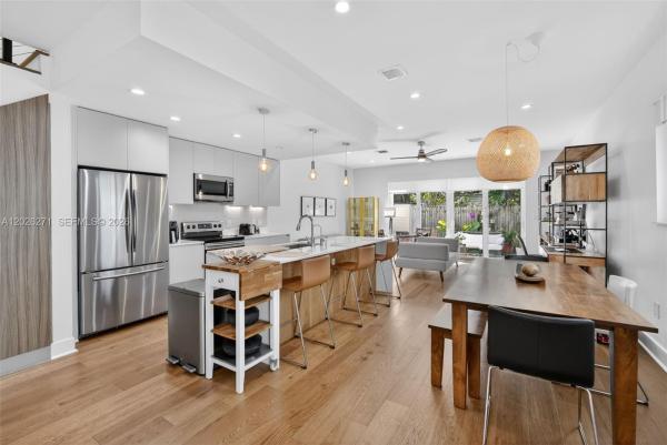 560 SW 6th Ave, Fort Lauderdale, Florida 33315, image 1