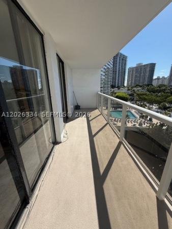 Flamenco, 3701 N Country Club Dr #706, Aventura, Florida 33180, image 3
