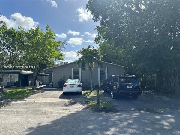 Gracewood, 6316 Lincoln St, Hollywood, Florida 33024, image 1