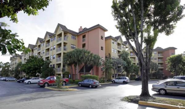 Las Vistas At Doral, 8290 Lake Dr #143, Doral, Florida 33166, image 1