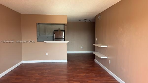 8950 NE 8th Ave #405, Unincorporated Dade County, Florida 33138, image 2