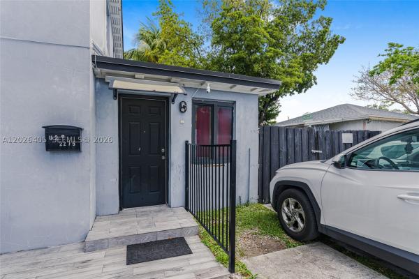 Glenhaven, 2275 NW 30th St, Miami, Florida 33142, image 1