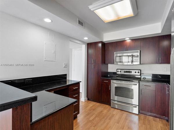 Del Prado, 18021 Biscayne Blvd #603-2, Aventura, Florida 33160, image 1