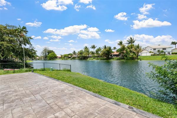 Waterford Patio Homes, 15037 Brighton Ln, Davie, Florida 33331, image 1