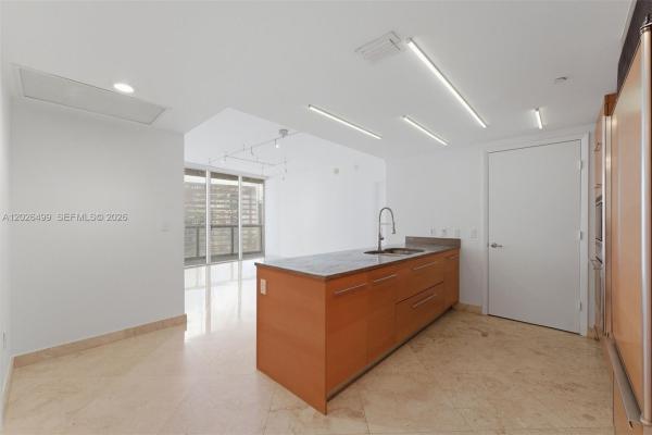 Icon Brickell Tower 1, 475 Brickell Ave #3513, Miami, Florida 33131, image 1