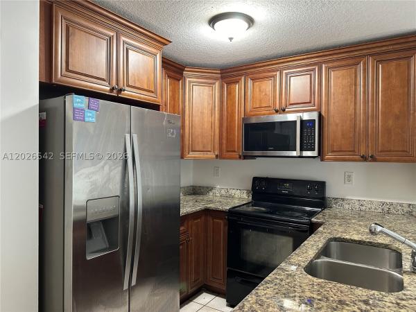 Summit Lake, 824 Summit Lake Dr, West Palm Beach, Florida 33406, image 2