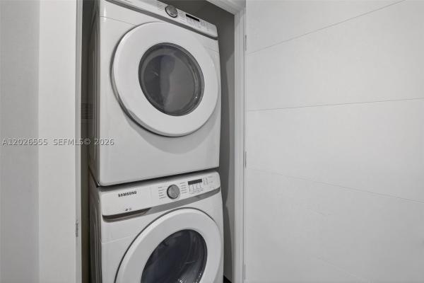 Holiday Park, 700 NE 14th Ave #311, Fort Lauderdale, Florida 33304, image 2